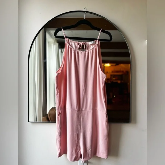 ARITZIA BABATON | Salvador romper | size 8 - Picture 2 of 8